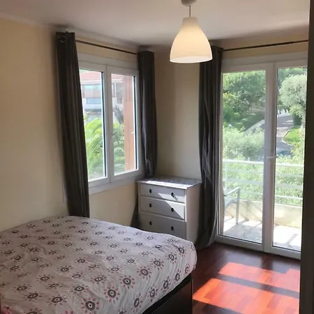 Newly Renovated With City And Sea View * Antibes